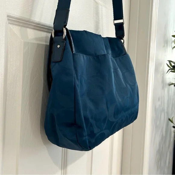 Coach Navy Crossbody Bag - Picture 7 of 16
